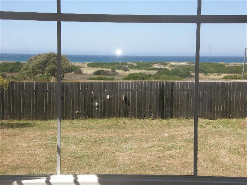 133 Scamander Avenue, Scamander TAS 7215