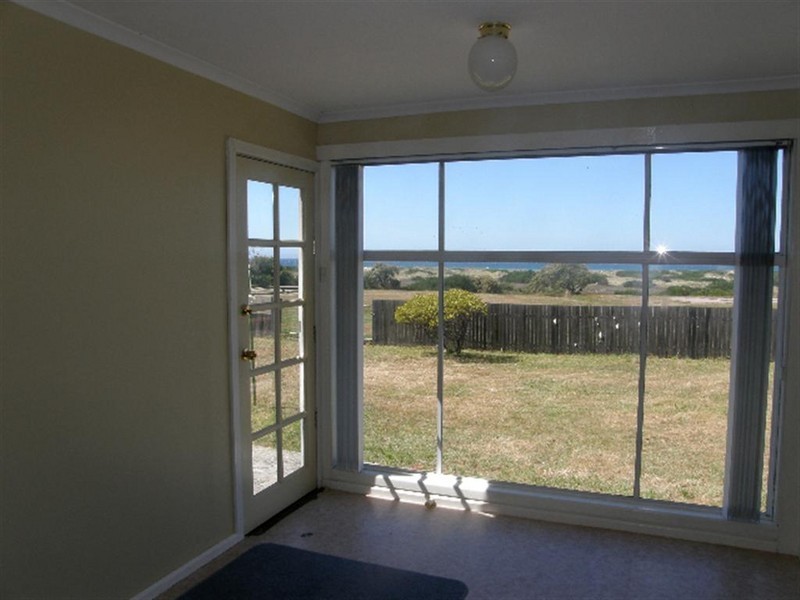 133 Scamander Avenue, Scamander TAS 7215