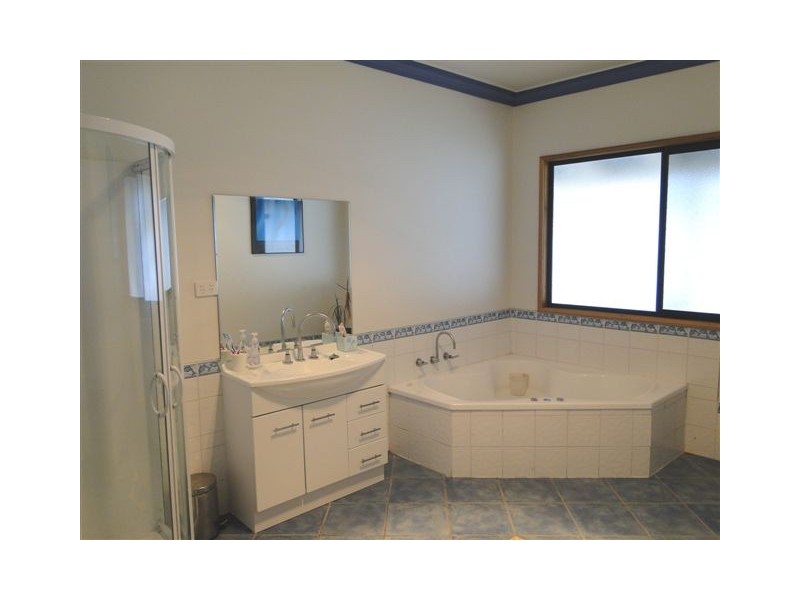 369 Binalong Bay Road, St Helens TAS 7216