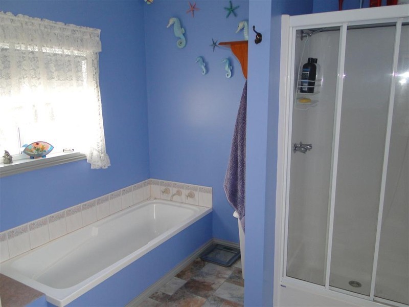 137 Scamander Avenue, Scamander TAS 7215