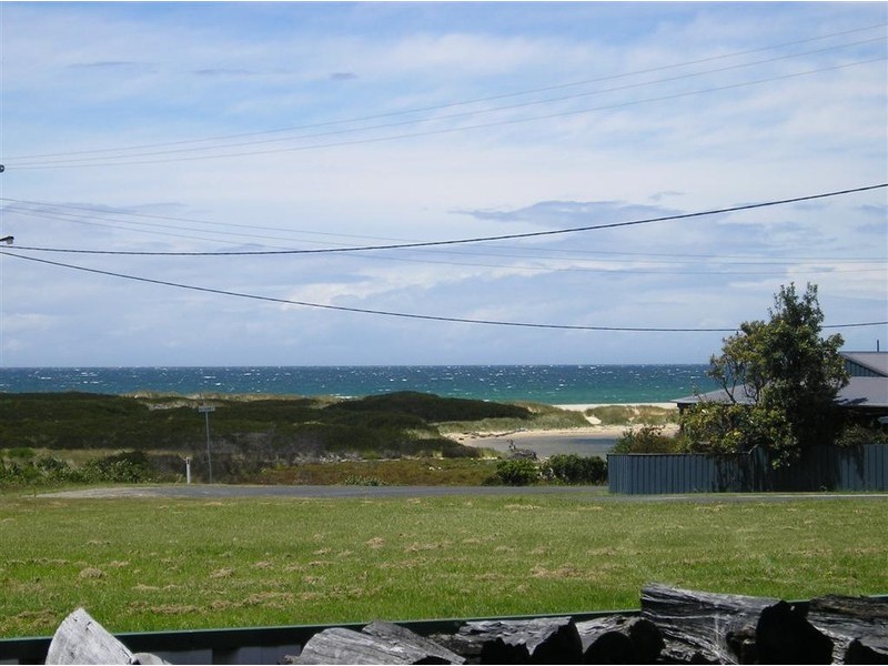 137 Scamander Avenue, Scamander TAS 7215