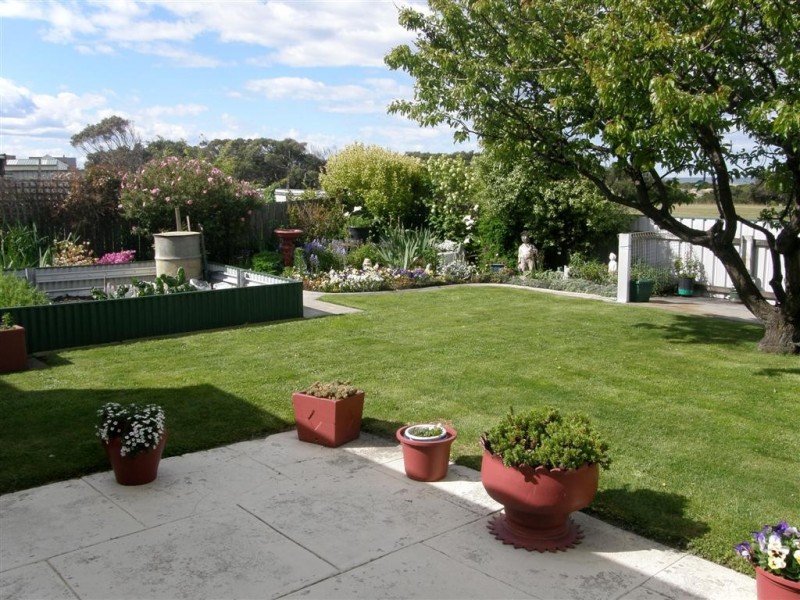 137 Scamander Avenue, Scamander TAS 7215