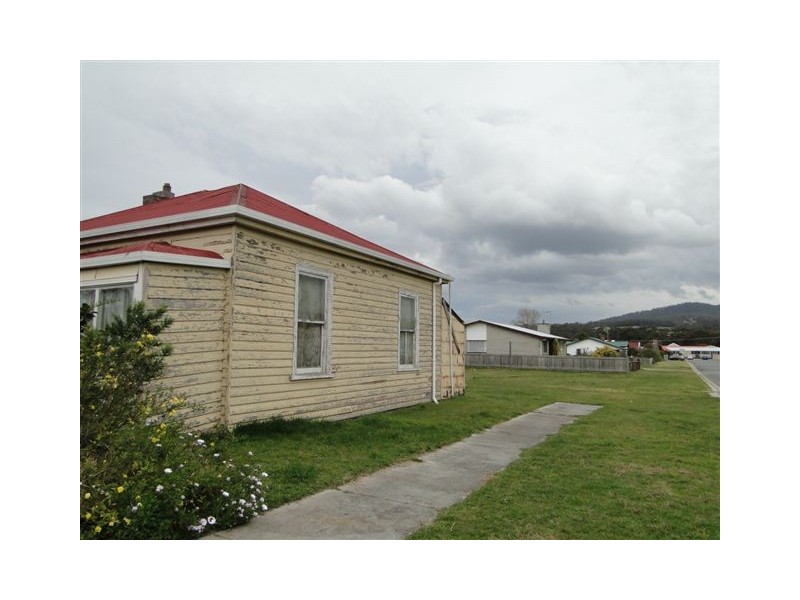53 Quail Street, St Helens TAS 7216