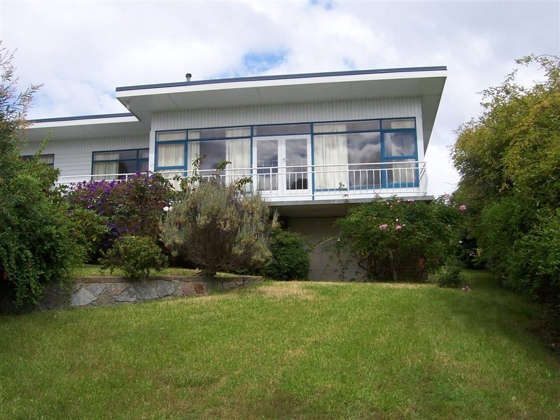 16 Atlas Drive, St Helens TAS 7216