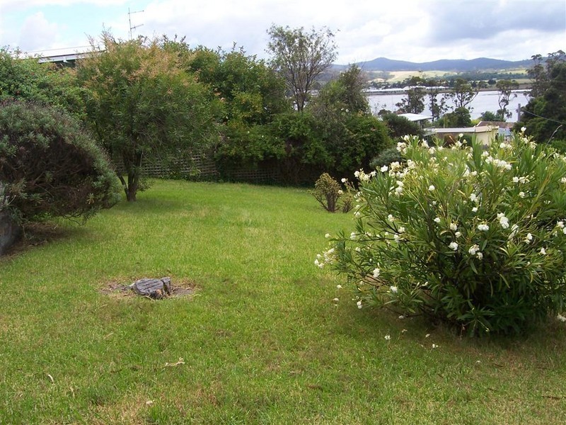 16 Atlas Drive, St Helens TAS 7216