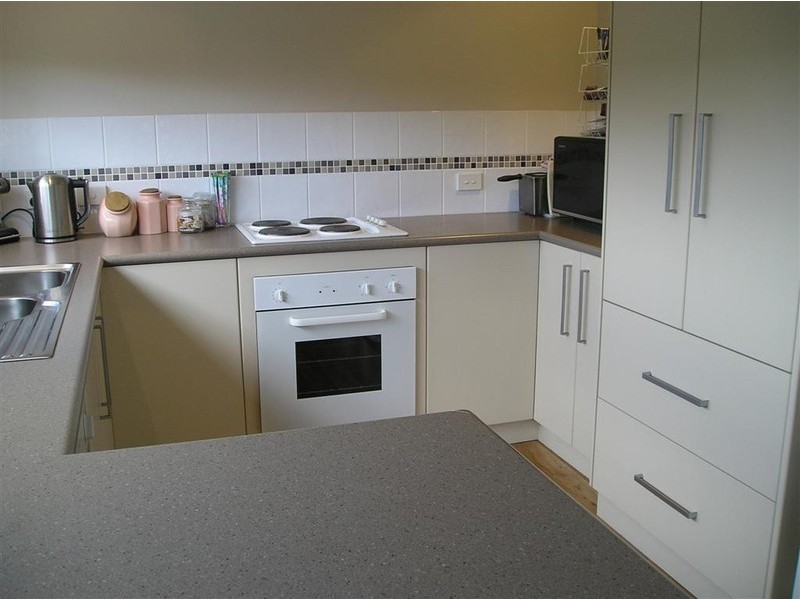 2/8 Alma Court, St Helens TAS 7216