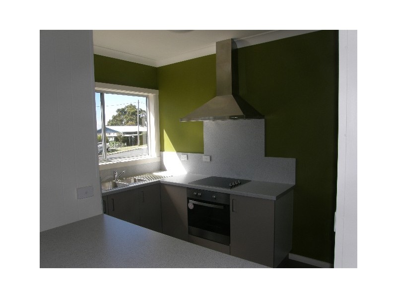 2 Highcrest Avenue, Binalong Bay TAS 7216