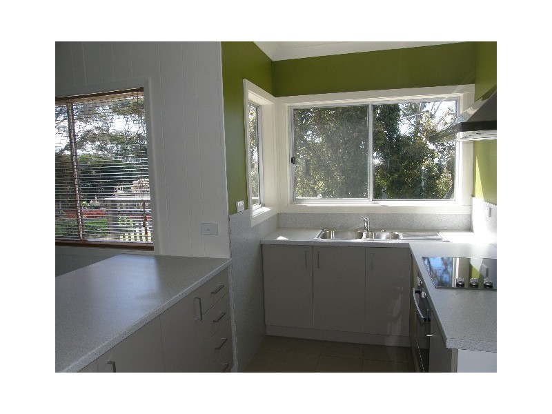 2 Highcrest Avenue, Binalong Bay TAS 7216