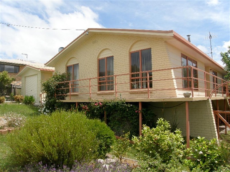 12 Cobrooga Drive, St Helens TAS 7216