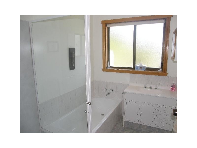 21 Coffey Drive, Binalong Bay TAS 7216