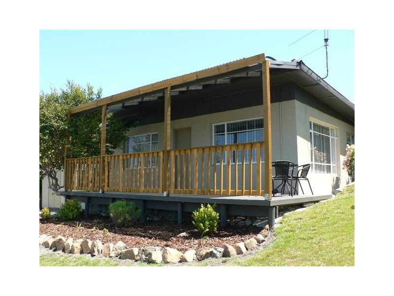 28 Halcyon Grove, St Helens TAS 7216