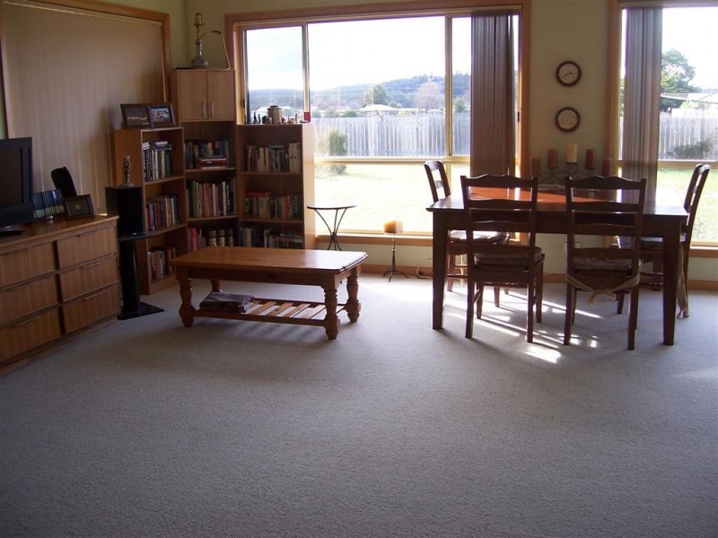 Unit 3/2 Heather Place, St Helens TAS 7216