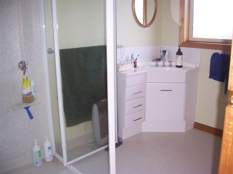 Unit 3/2 Heather Place, St Helens TAS 7216