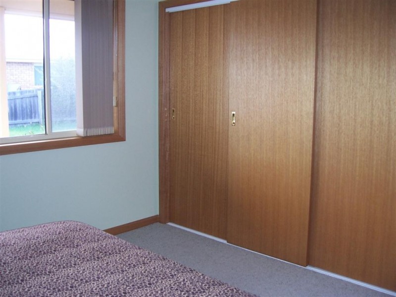 Unit 3/2 Heather Place, St Helens TAS 7216