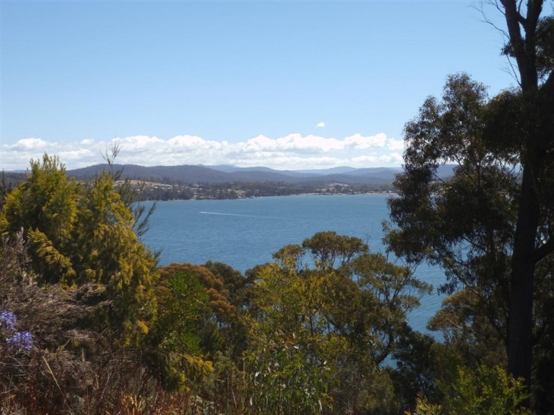 77 St Helens Point Road, St Helens TAS 7216