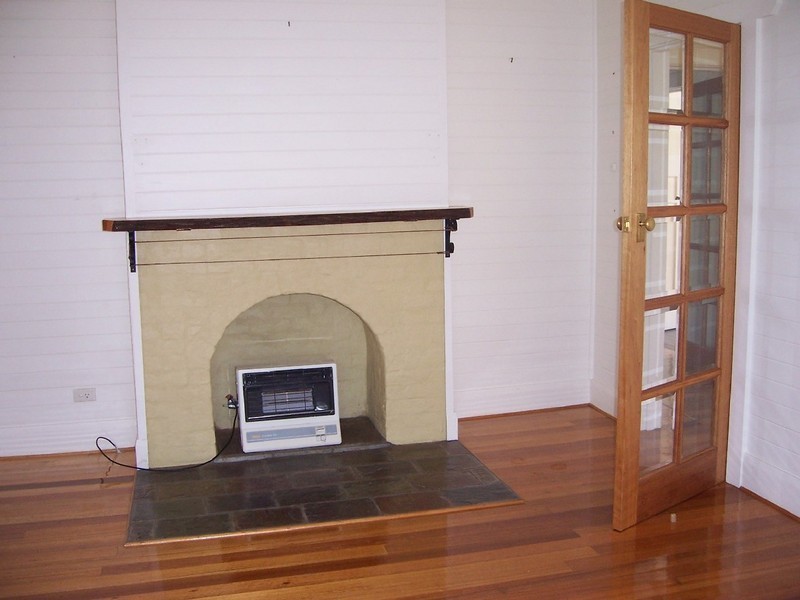 33 Main Road, St Marys TAS 7215