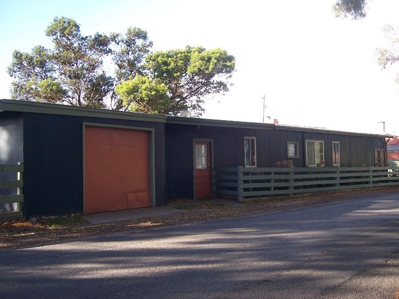 16A Esplanade, St Helens TAS 7216
