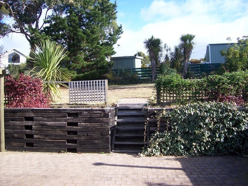 25 Treloggen Drive, Binalong Bay TAS 7216