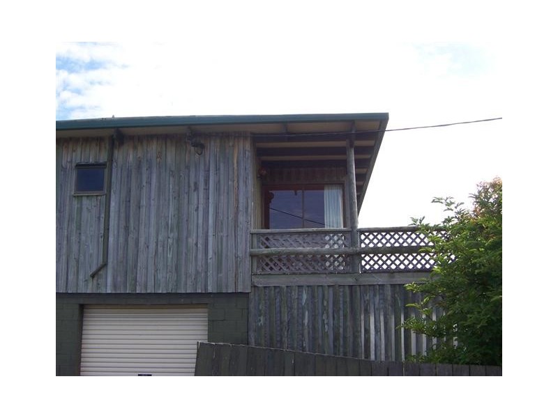 10 Sunbeam Crescent, Beaumaris TAS 7215