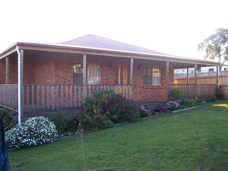 8  Cannell Place, Akaroa TAS 7216