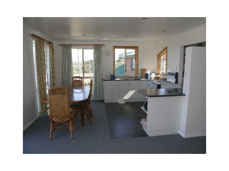 3 Charles Street, Beaumaris TAS 7215