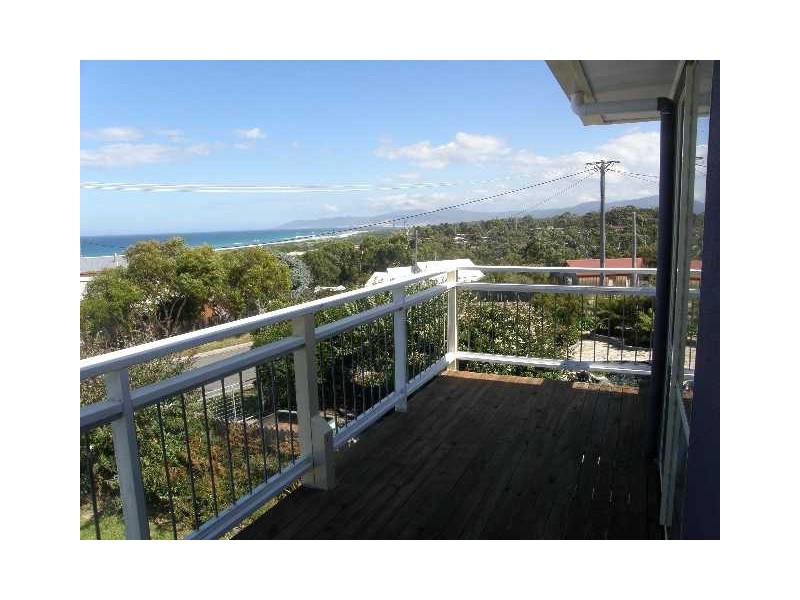 3 Charles Street, Beaumaris TAS 7215