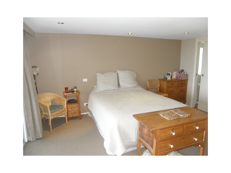 2 Lagoon Esplanade, Scamander TAS 7215