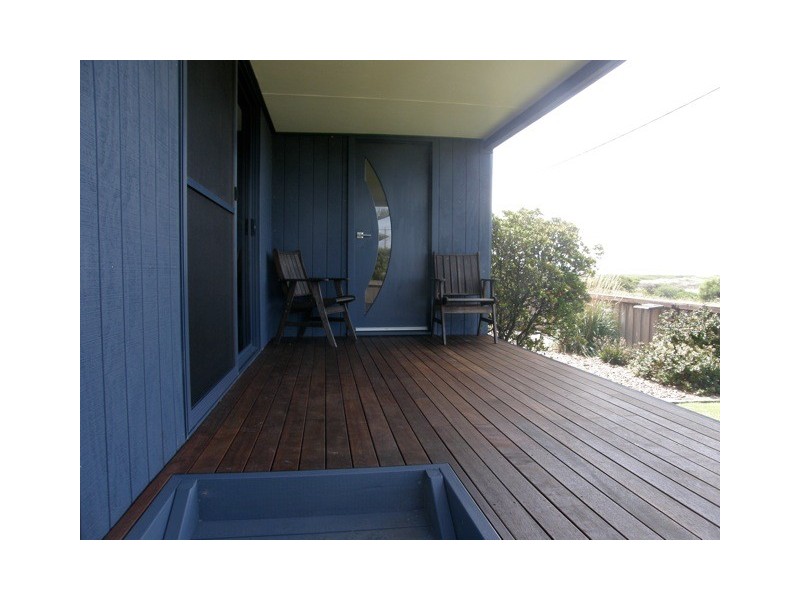 2 Lagoon Esplanade, Scamander TAS 7215
