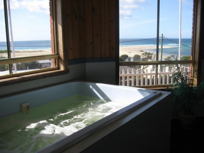 Unit 9, 6 Wattle Drive, Scamander TAS 7215