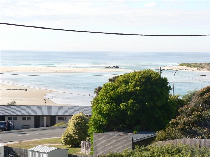 Unit 9, 6 Wattle Drive, Scamander TAS 7215