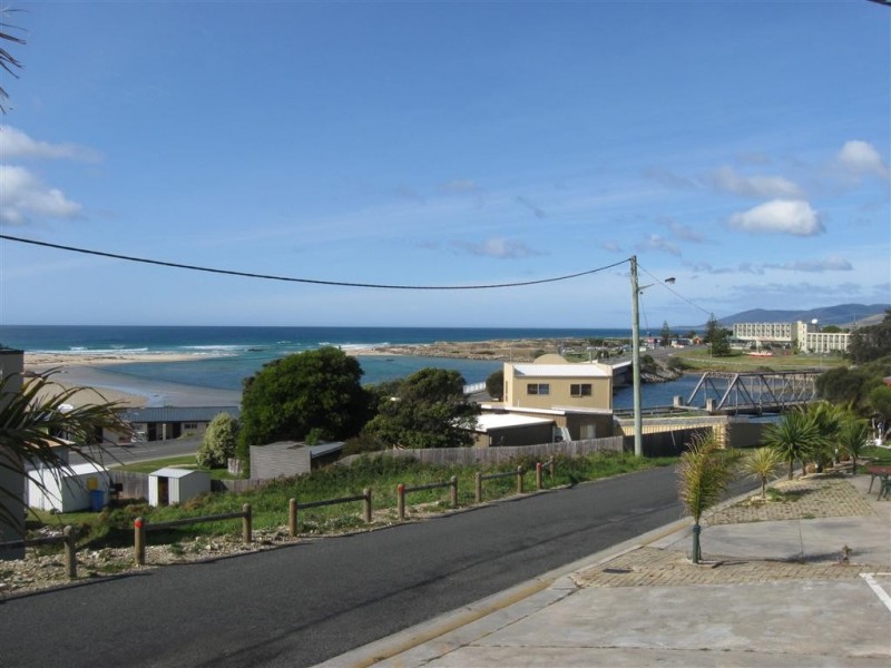 Unit 9, 6 Wattle Drive, Scamander TAS 7215