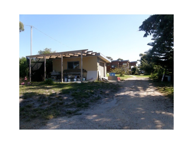 12 Hilltop Drive, Binalong Bay TAS 7216