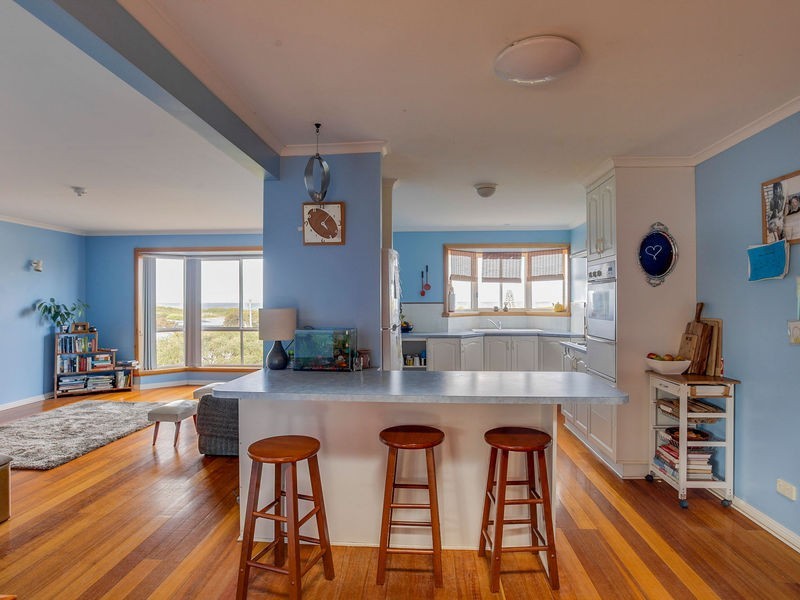40 Scamander Avenue, Scamander TAS 7215