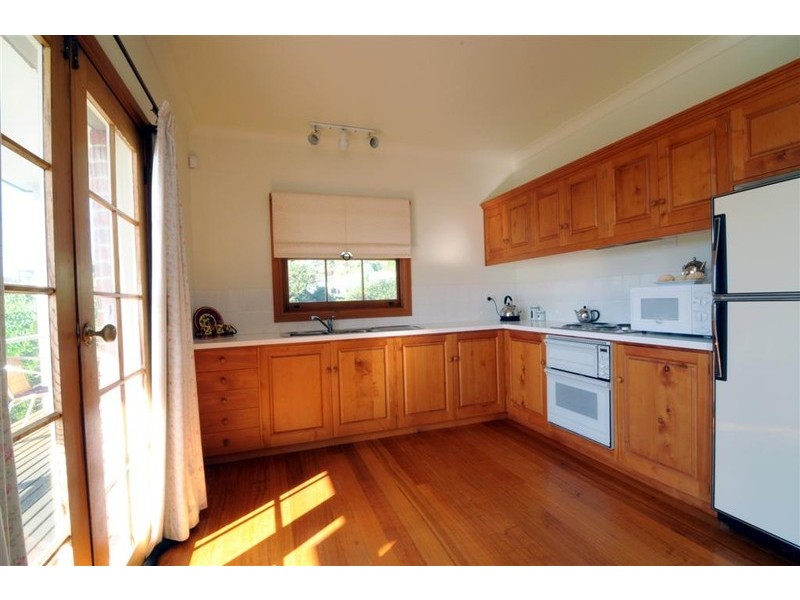 1 Wedge Court, Binalong Bay TAS 7216