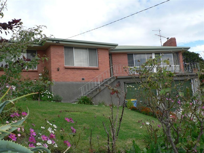 5 Doric Grove, St Helens TAS 7216