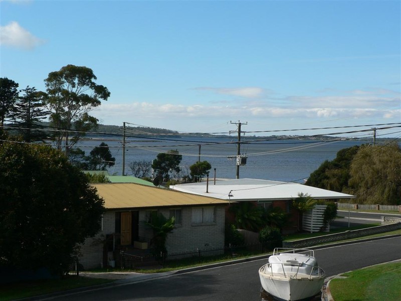 5 Doric Grove, St Helens TAS 7216