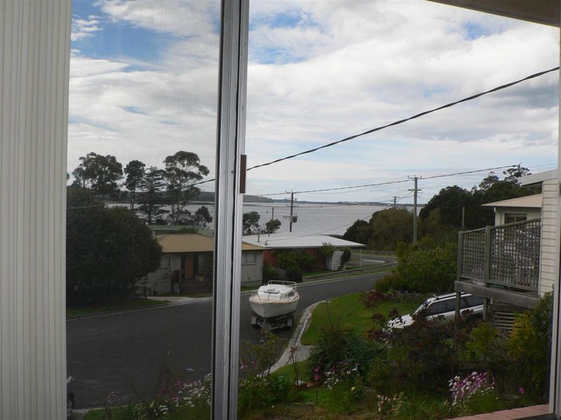 5 Doric Grove, St Helens TAS 7216