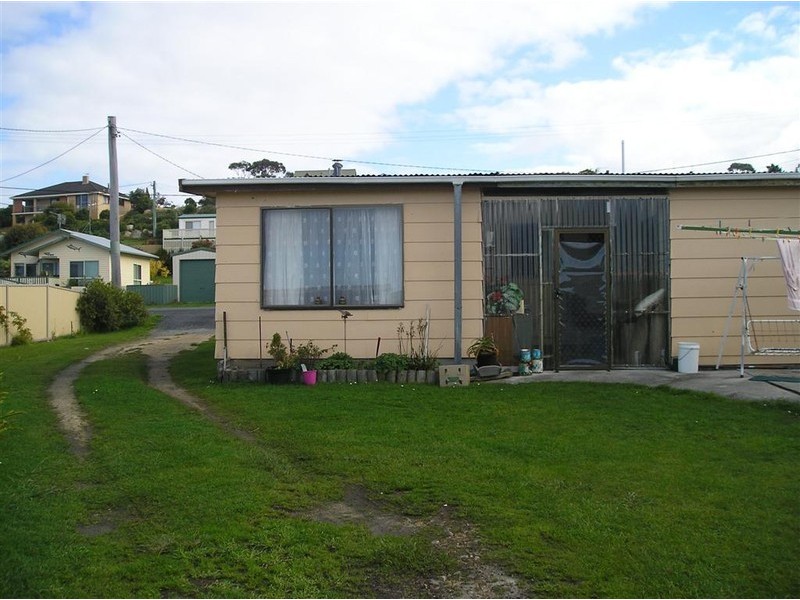 149 Scamander Avenue, Scamander TAS 7215
