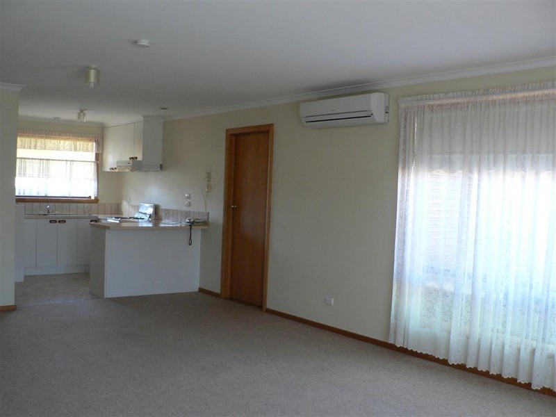2/4 Tully Street, St Helens TAS 7216