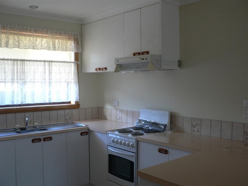 2/4 Tully Street, St Helens TAS 7216
