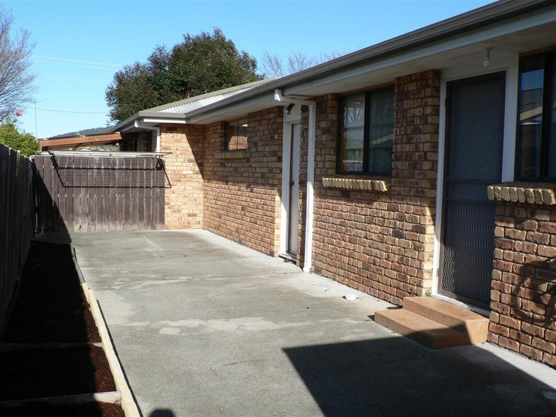 2/4 Tully Street, St Helens TAS 7216