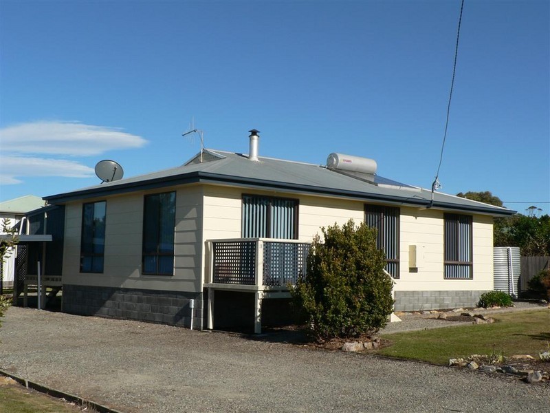 1 Freshwater Street, Beaumaris TAS 7215