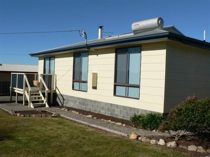 1 Freshwater Street, Beaumaris TAS 7215