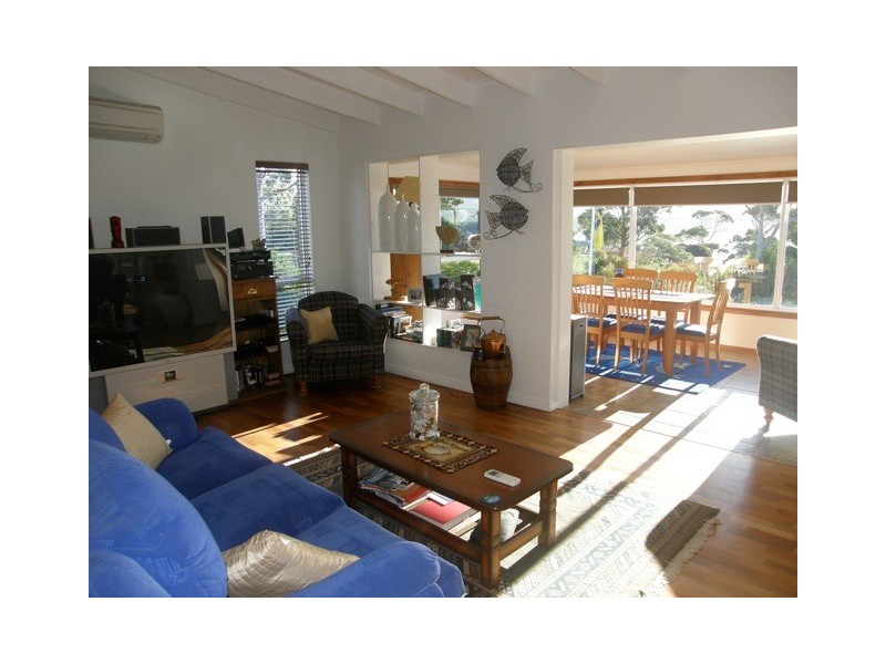 16 Beven Heights, Binalong Bay TAS 7216