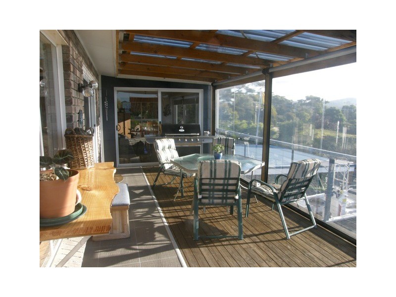 16 Beven Heights, Binalong Bay TAS 7216