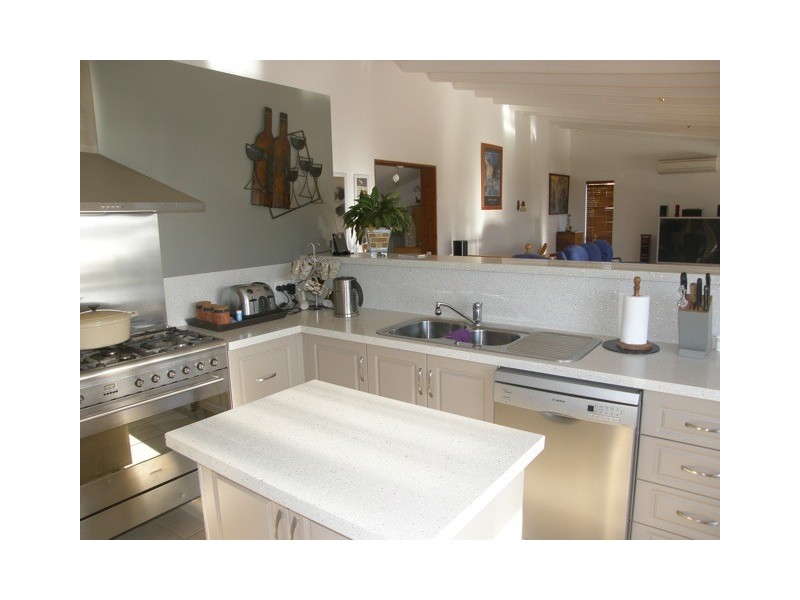 16 Beven Heights, Binalong Bay TAS 7216
