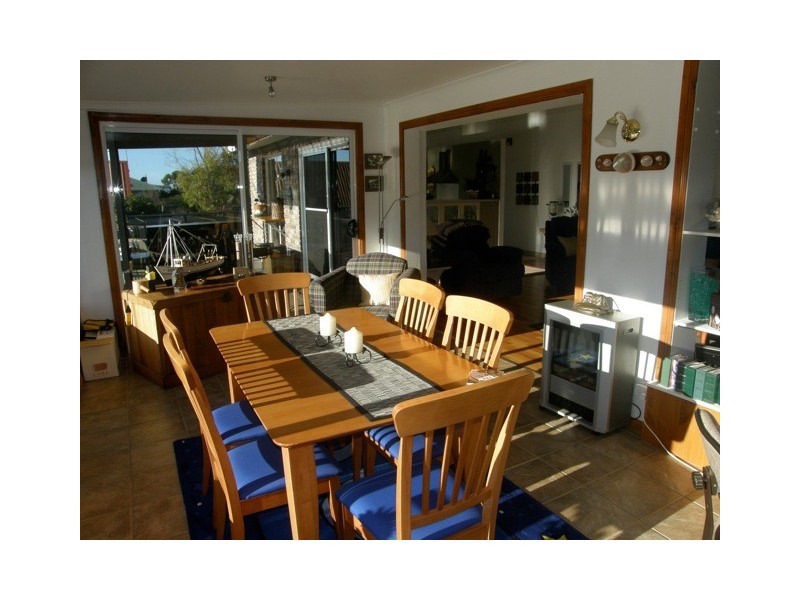 16 Beven Heights, Binalong Bay TAS 7216