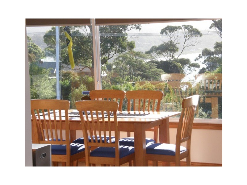 16 Beven Heights, Binalong Bay TAS 7216