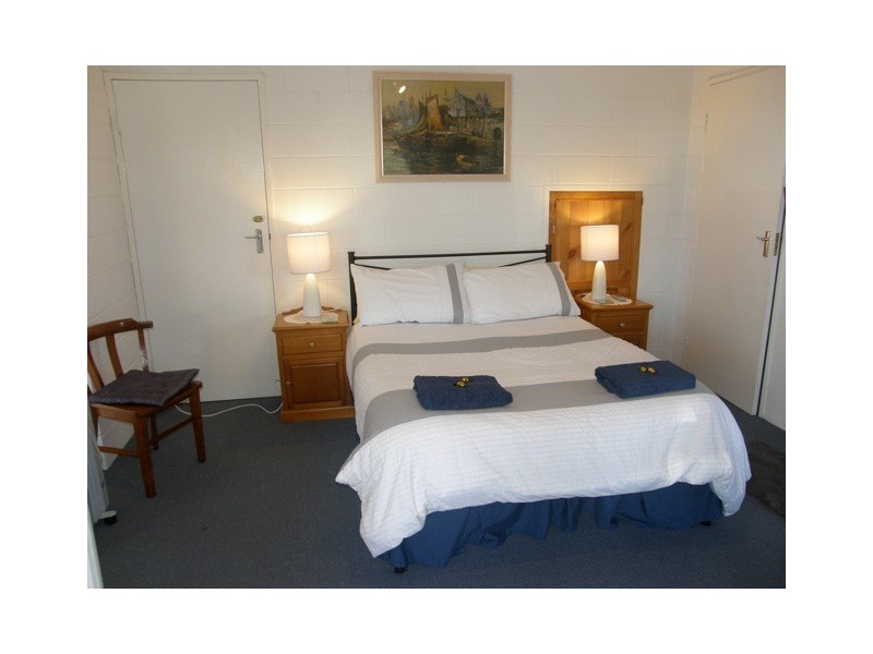 16 Beven Heights, Binalong Bay TAS 7216