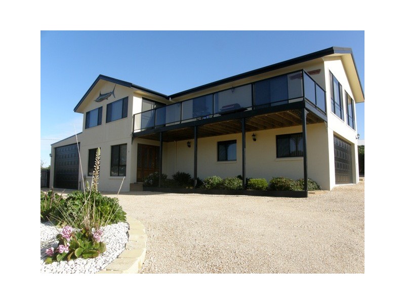1 Luck Court, Akaroa TAS 7216